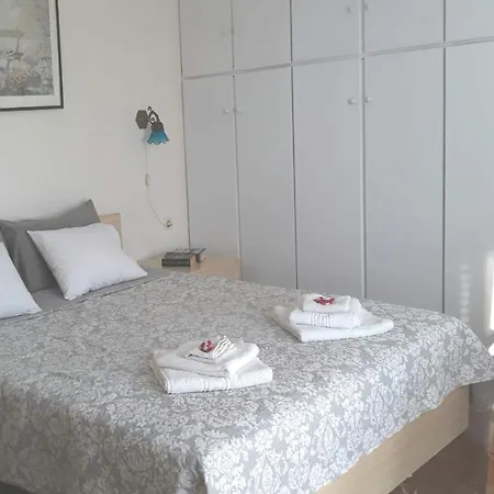 Aleka's Country House Appartement Áfra